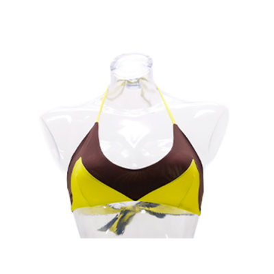 sporty triangle top with pleats that give depth to the breasts,
